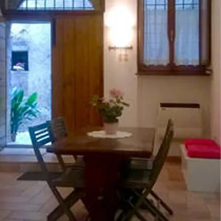 Splendido Monolocale B&B 스펠로